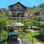 Guest House Lin