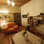 Gasthuis Guest House Lin 3*