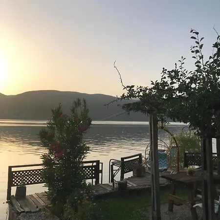 Pensionat Guest House Lin 3*