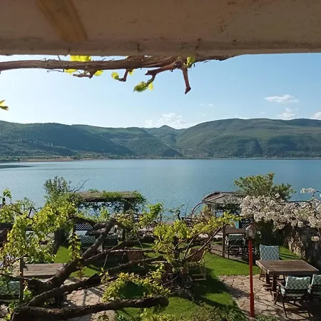 Guest House Lin Pensionat Lini