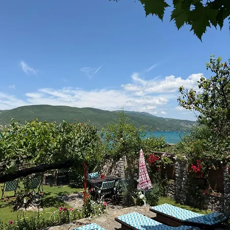 Guest House Lin Pensionat Lini