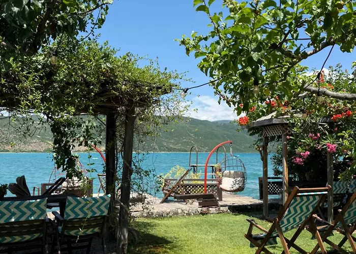 Guest House Lin 3*