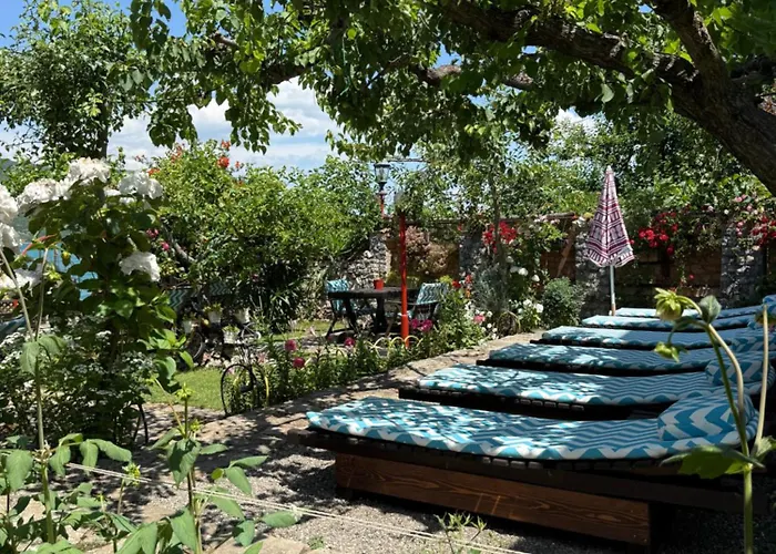 Guest House Lin Lini