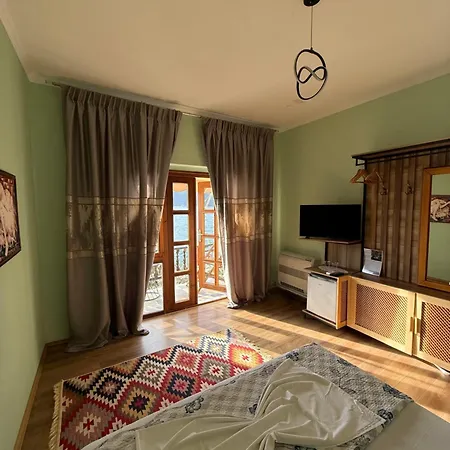 Guest House Lin 3*