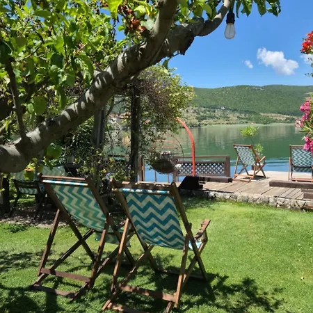 Pensjonat Guest House Lin 3*