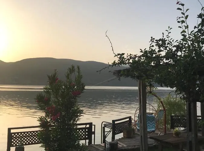 Casa de hóspedes Guest House Lin 3*